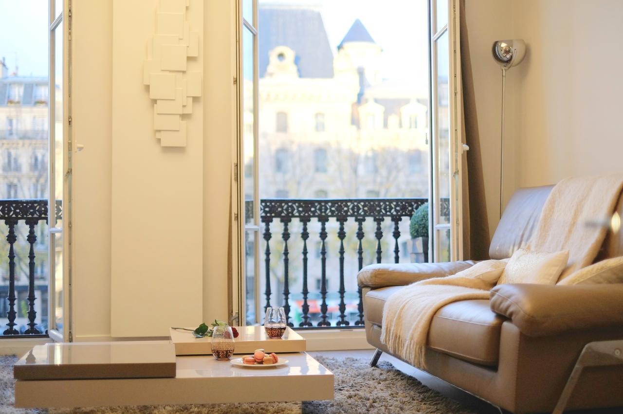 Two Bedroom Luxury Apartment - Balcony With View Of Notre Dame Paris Exterior foto